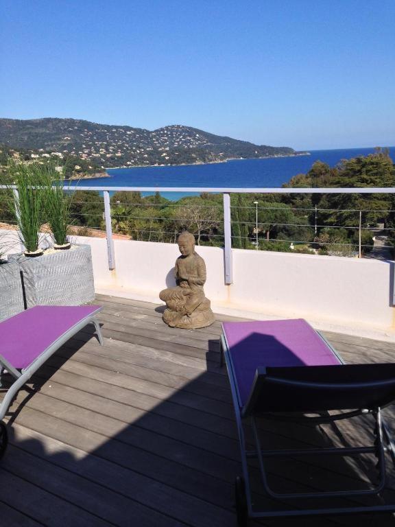 Residence Le Mas Le Lavandou Bagian luar foto