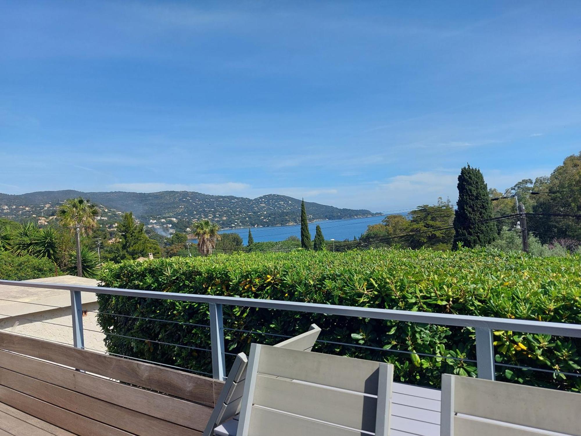 Residence Le Mas Le Lavandou Bagian luar foto